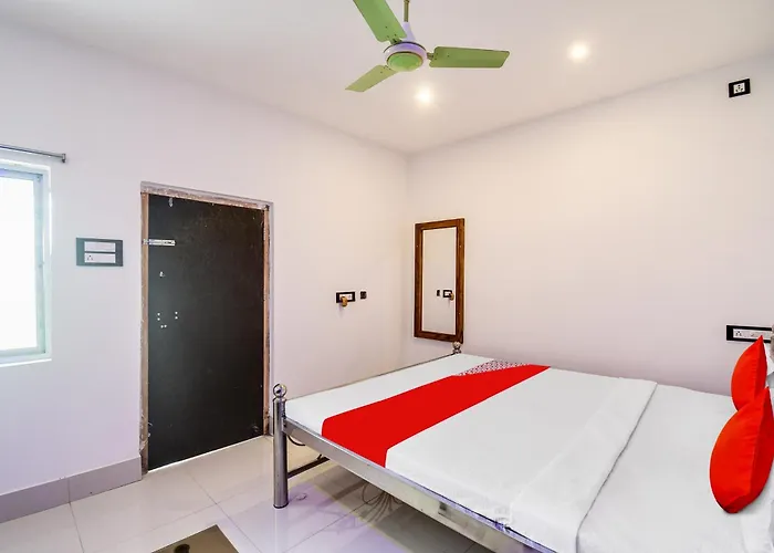 Hotel O Mango Leaf Hotel & Restaurant