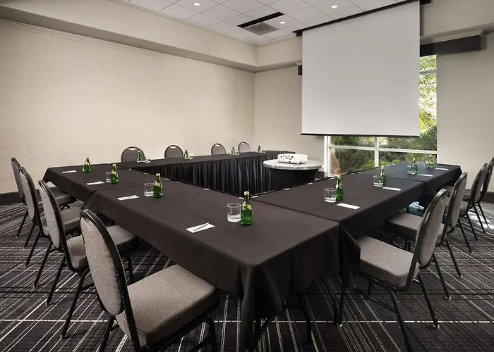 Hilton Charlotte Airport Hotel