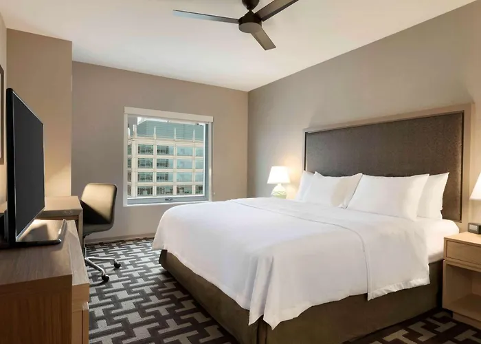 Homewood Suites By Hilton Chicago West Loop Fulton Mkt Area