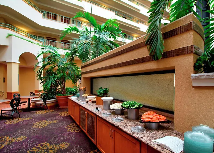 Embassy Suites By Hilton Greensboro Airport
