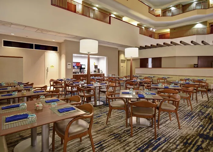 Embassy Suites Charleston