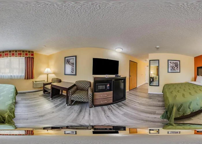 Quality Inn & Suites Medford Airport