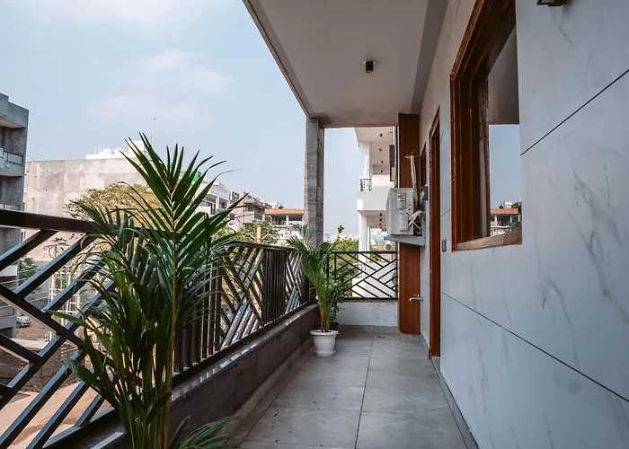 Flxho Duo - Serviced Apartment & Rooms - Golf Course Road Gurgaon