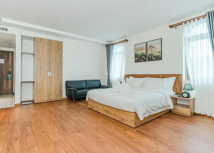 Sea Breeze Hotel&Villa