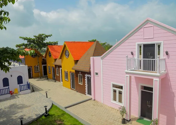 Mandav Hills Resort & Film City