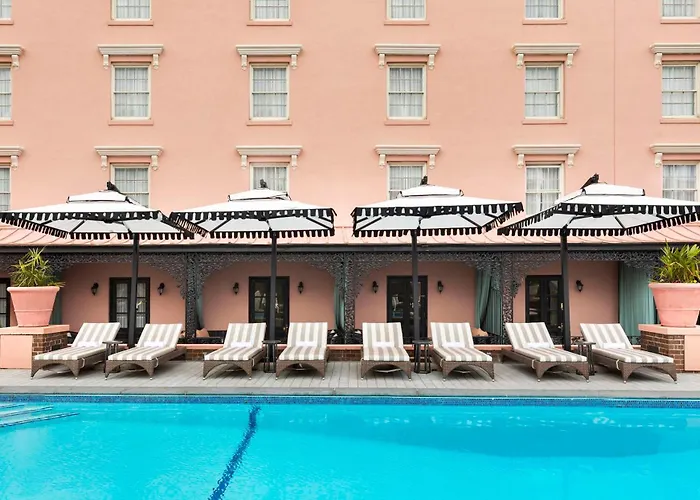 Mills House Charleston, Curio Collection By Hilton