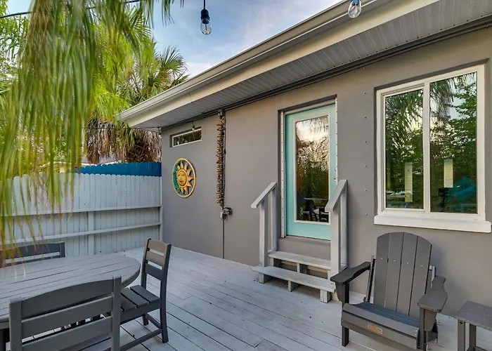 Pet-Friendly Waterfront Home - 2 Mi To Beach!