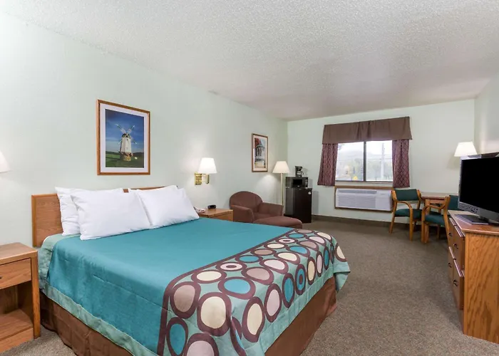 Super 8 By Wyndham Gallipolis Pt Pleasant Area
