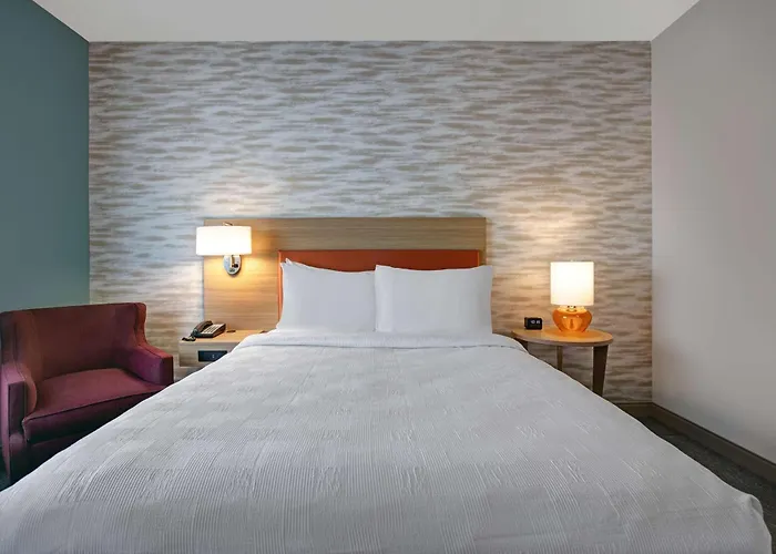 Home2 Suites By Hilton Milwaukee Downtown