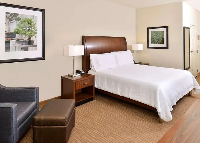 Hilton Garden Inn Addison