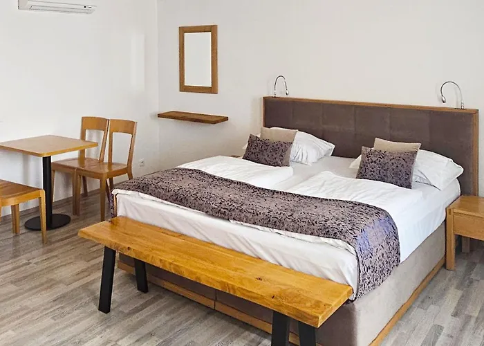 Hotel Karlova Prague - Mostecka 10 St Depandance