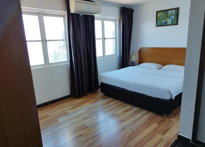 Marine Bay Hotel
