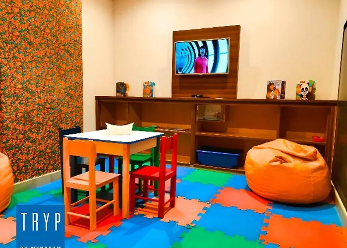 TRYP BY WYNDHAM São Paulo Airport - Hotel de Transito Terminal 3 INTERNACIONAL - Lado Ar - Área restrita á passageiros já embarcados e sem bagagens para despachar - Transit Hotel, only carry-on
