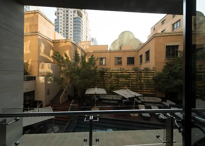Davinci Hotel On Nelson Mandela Square