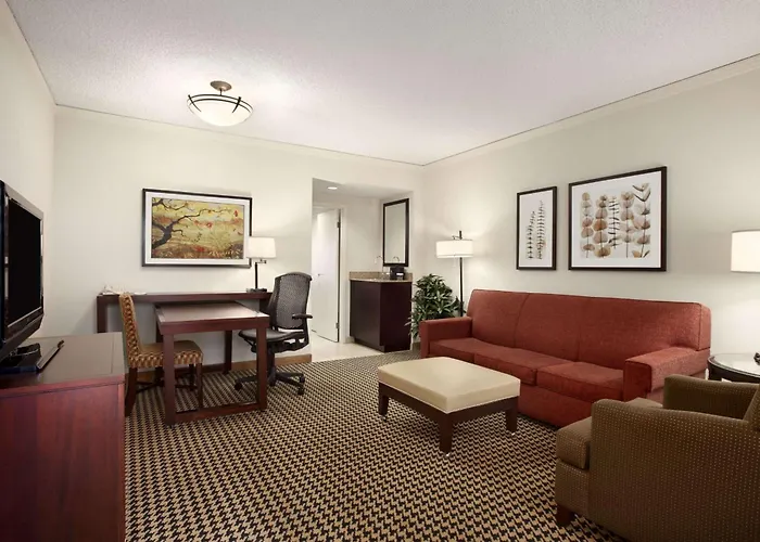 Embassy Suites By Hilton Atlanta Perimeter Center