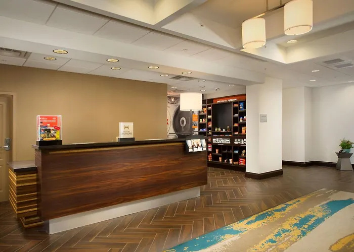 Hampton Inn&Suites Syracuse/Carrier Circle