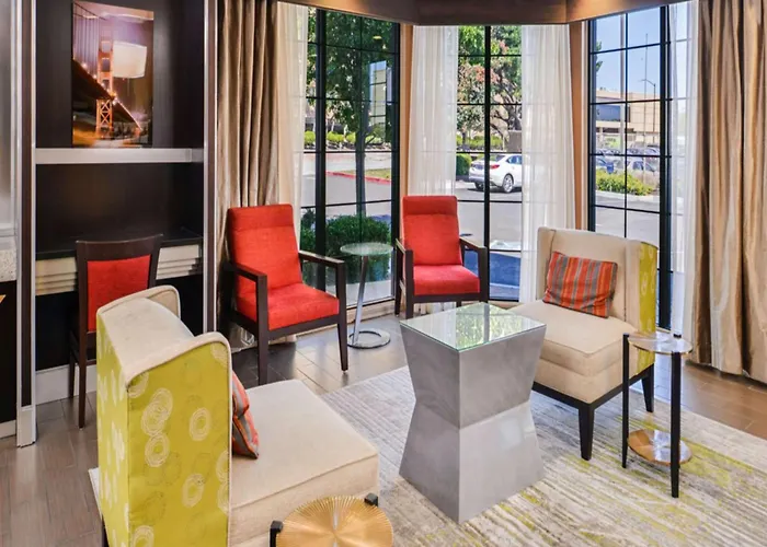 Hampton Inn & Suites San Francisco-Burlingame-Airport South