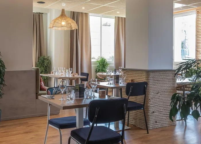 L'Escale Marine, The Originals Relais