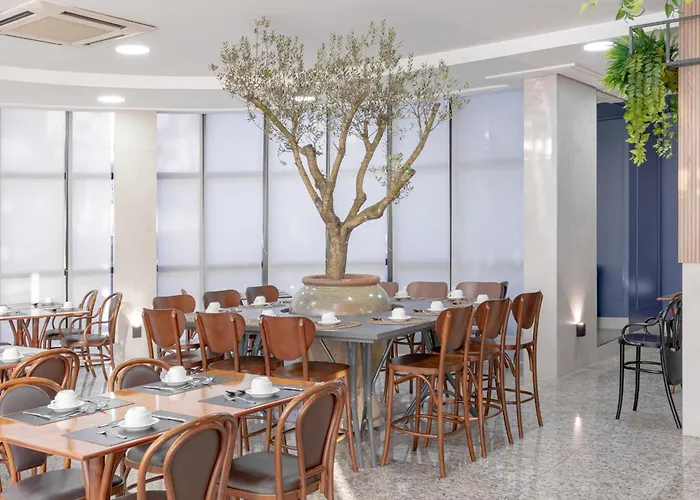 Mogano Premium Hotel - ELETROPOSTO