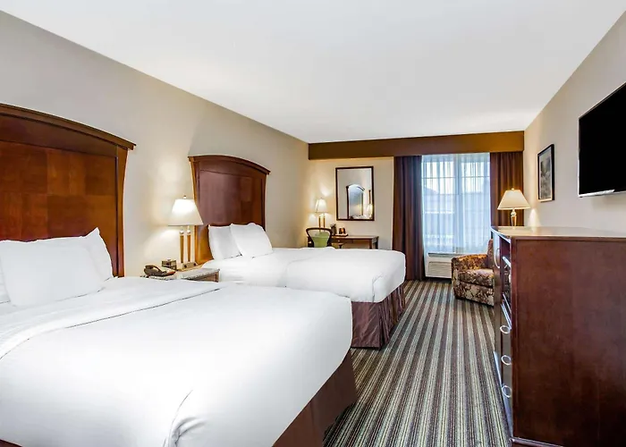 La Quinta By Wyndham Fowler