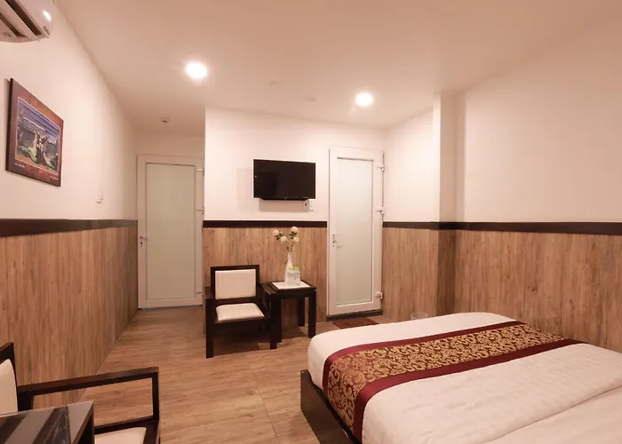 Hotel Minh Hang