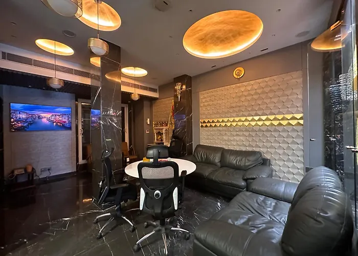The Singh Empire -Luxury Collection Hotel