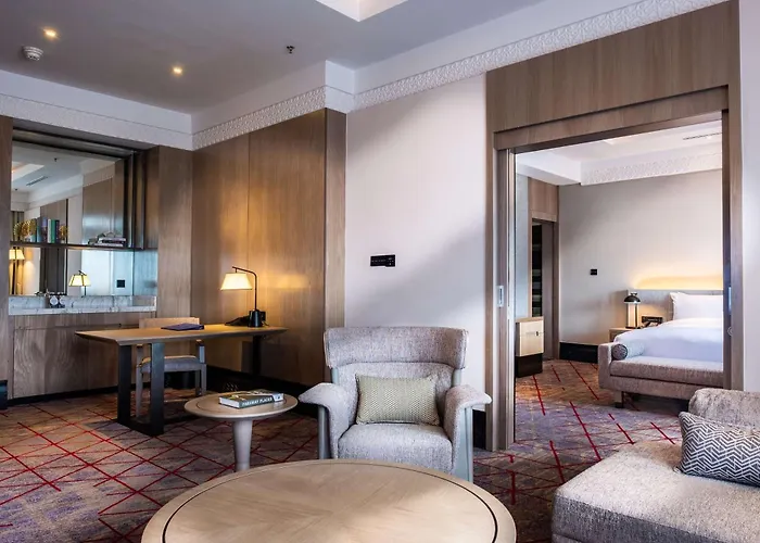 Doubletree By Hilton Putrajaya Lakeside