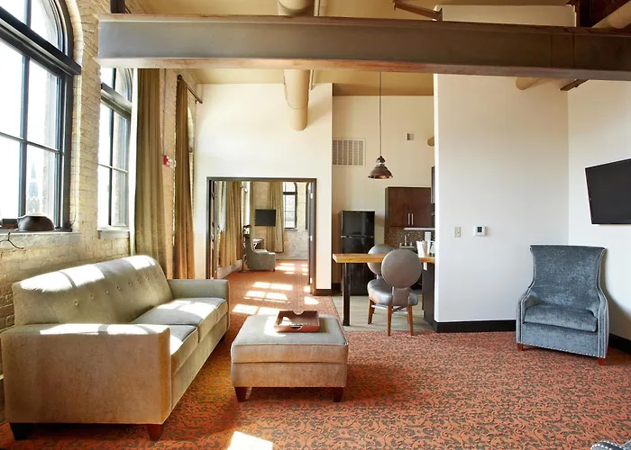 Brewhouse Inn And Suites