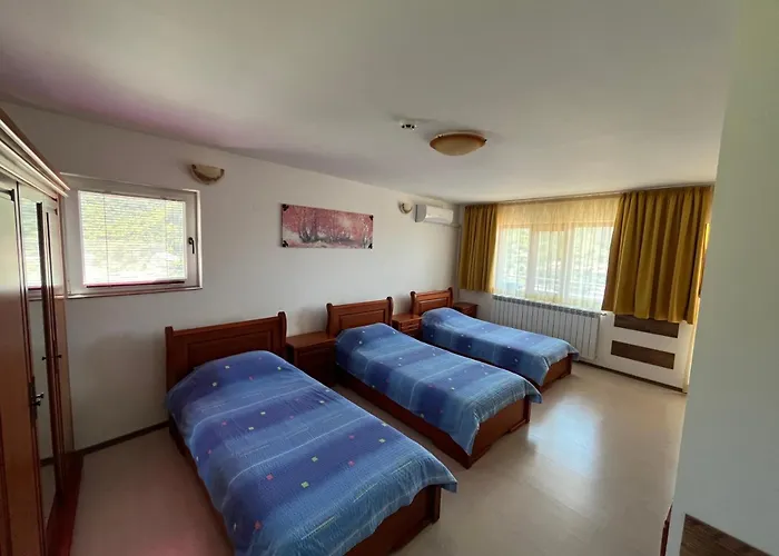 Centaur Family Hotel