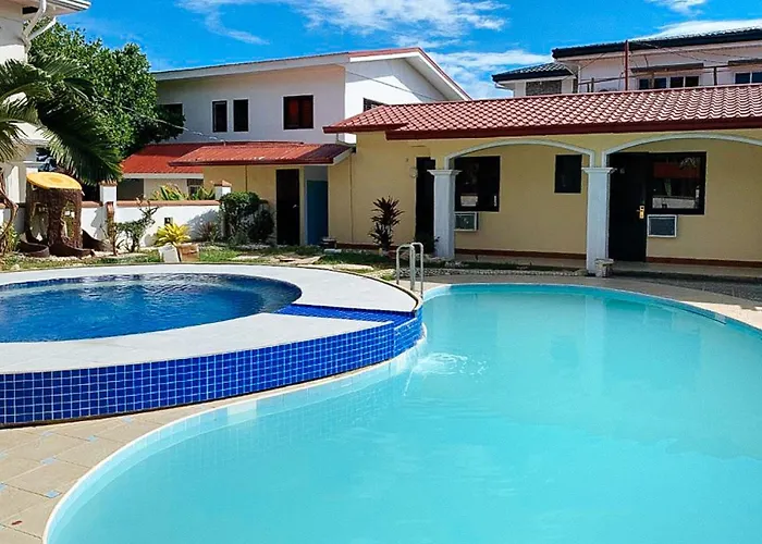 RedDoorz at Carlton Martin Hotel Masbate City