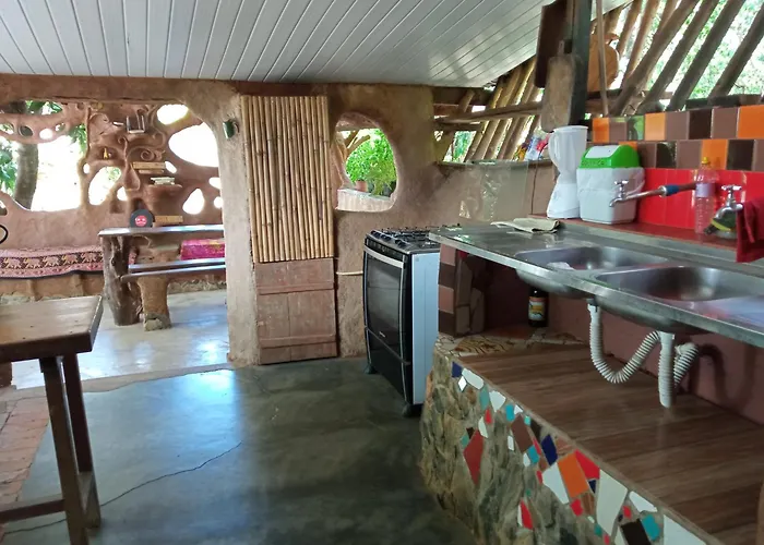NOMADAS chalés, mini casinhas, bangalôs , área de camping e cozinha compartilhada