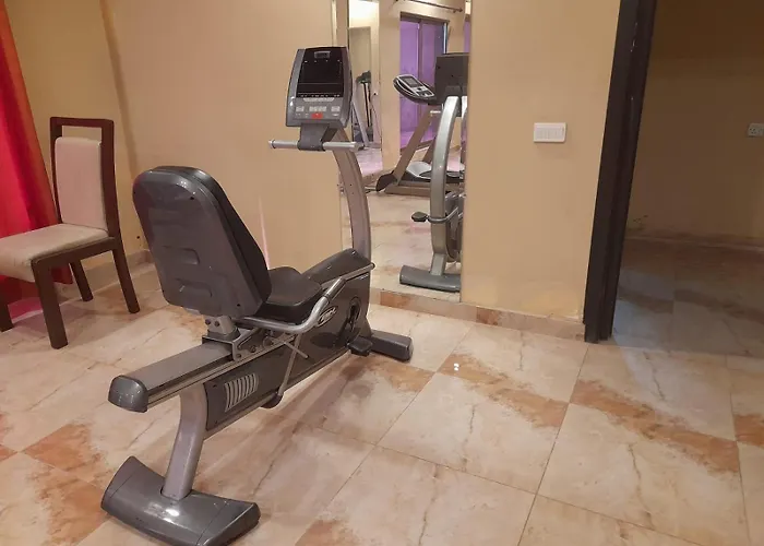 Grand Regent Hotel&Suites