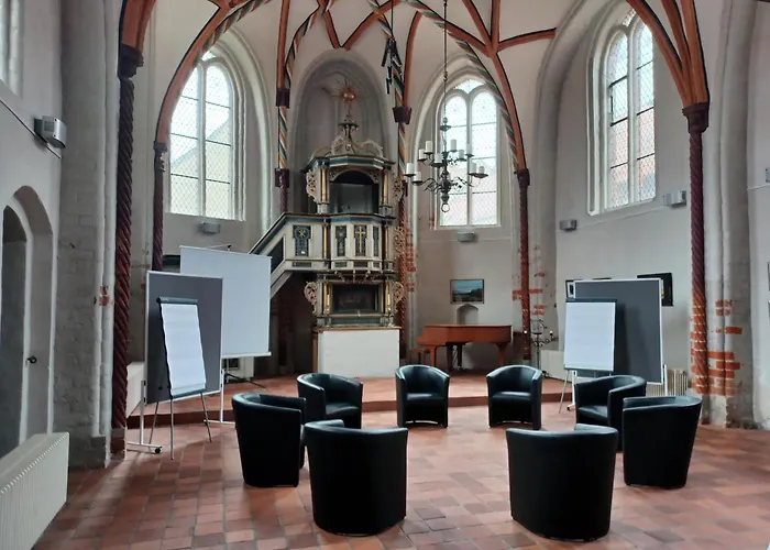 Up Hus Hotel Neuruppin