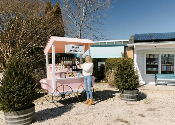 The Roundtree, Amagansett