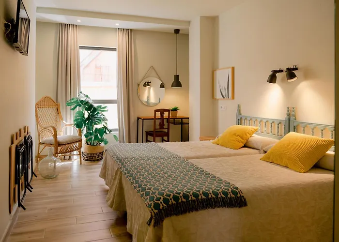 Vicente Home