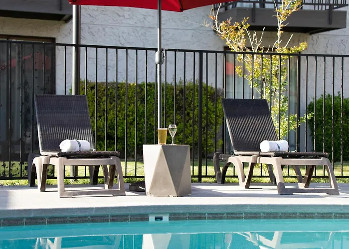 Oxnard Inn Lancaster