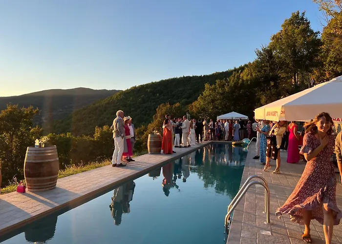 Novanta90 Tuscan Village Retreat