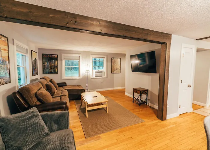 Spacious Country Home Freeport, 5 Min To Ll Bean!