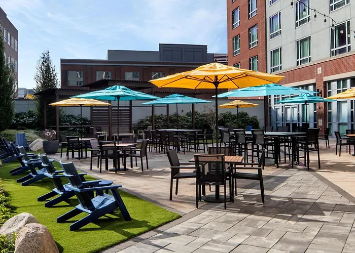 Le Meridien Boston Cambridge