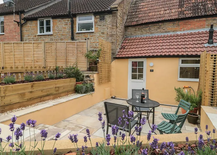Holly Cottage