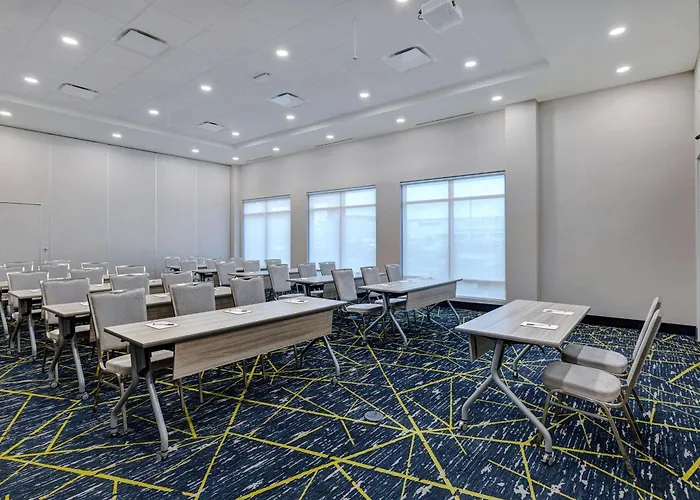Hampton Inn&Suites Burlington, Ontario, Canada