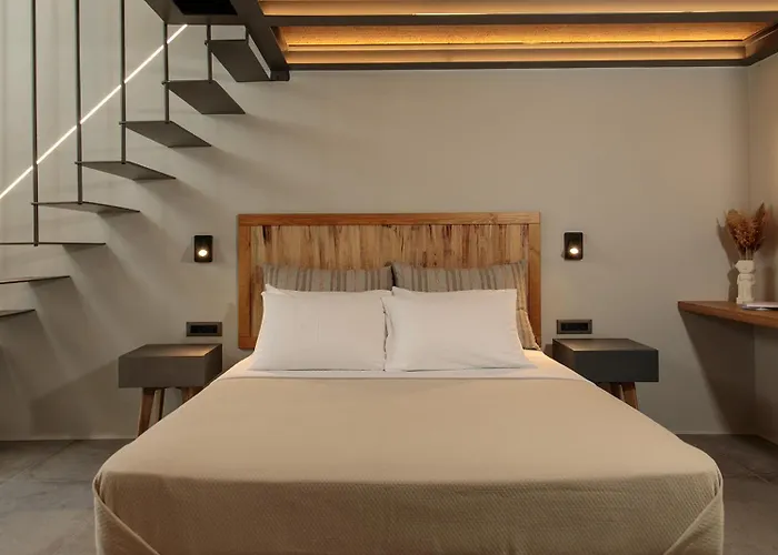 "Makava Suites" Your Luxe Urban Sanctuary