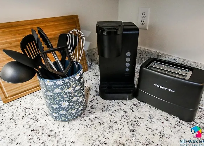 Spacious Home In Richmond Hill, Pet Friendly W- King Bed