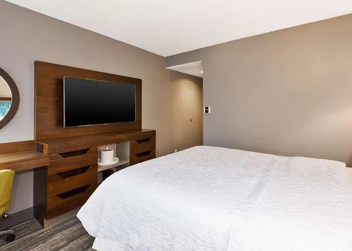 Hampton Inn Traverse City