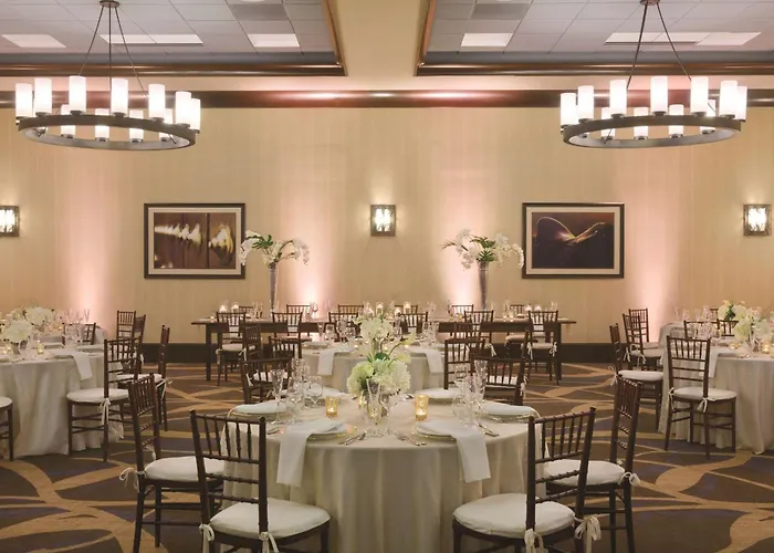 Embassy Suites Saratoga Springs
