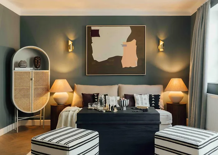 Clemonte Hotel - Your Reception-Less Boutique Hideaway
