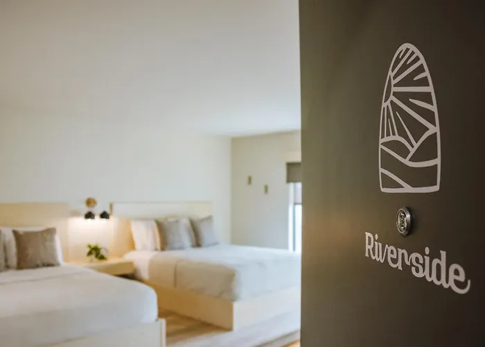 Brut Hotel