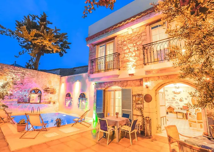 Alacati Asmali Konak Hotel