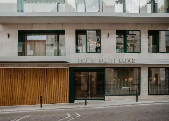 Hotel Petit Luxe