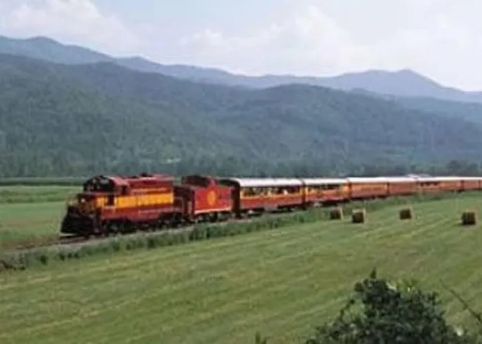 Honeymoon Getaway In Woods Near Noc And Smoky Mtn Rr
